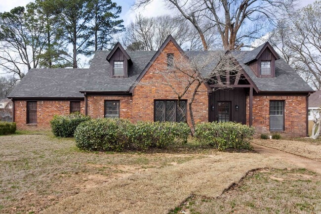 Building Photo - 1741 Magnolia Tree Rd