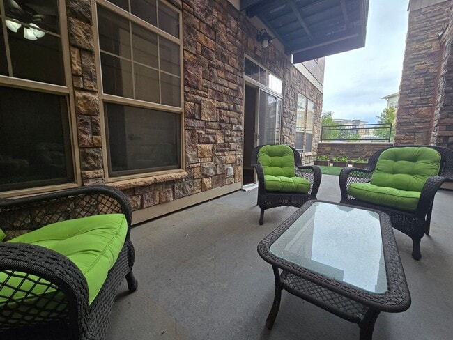 Photo - Immaculate Two Bedroom Condo With Large Patio For Rent At Vantage Point Unit 114
