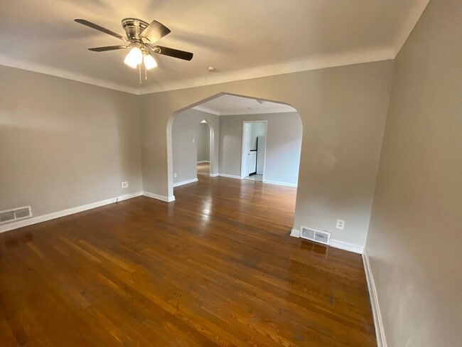 Photo - Private Charming Home