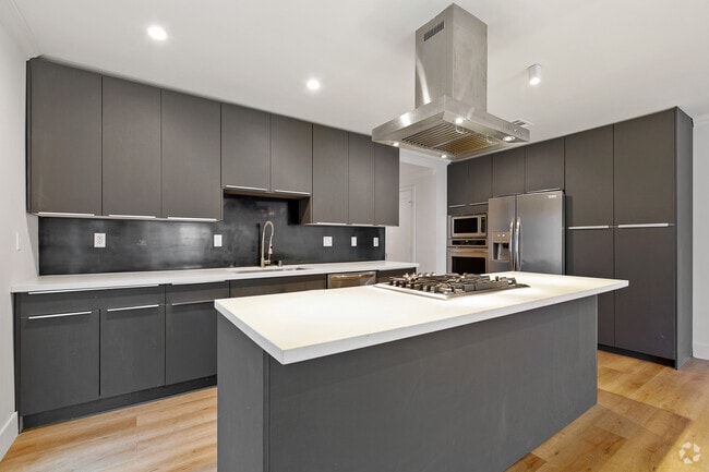 Building Photo - 4631 Pickford St Unit 4633.5 Rental