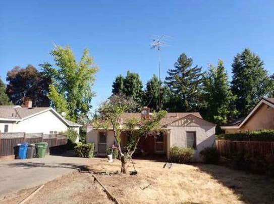 Building Photo - 14486 Oak Pl Rental