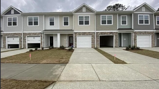 Building Photo - 5105 Deep Channel Dr