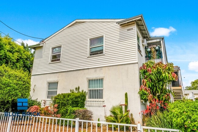 Photo - 12805 Vanowen St Unit 3
