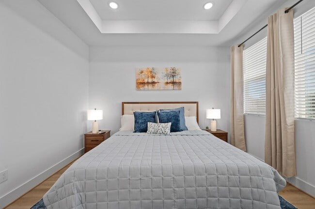 Photo - 4201 Stassen St