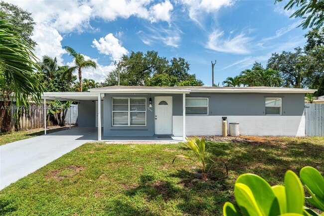 Photo - 5615 Simms St