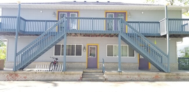 Building Photo - 921 W 20th St Unit 2 Rental
