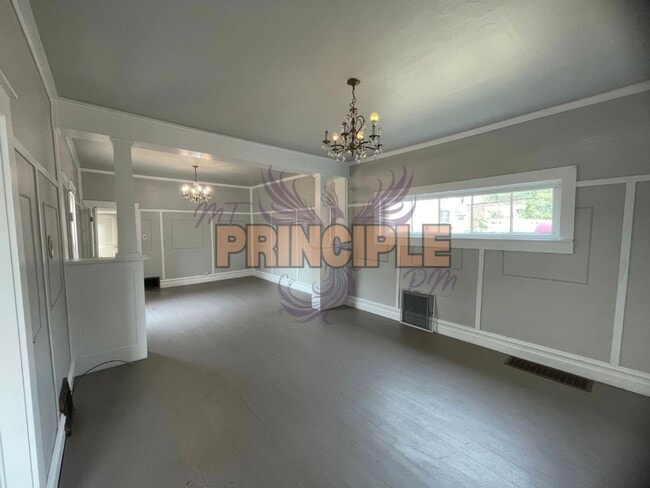 Photo - 735 Placer St