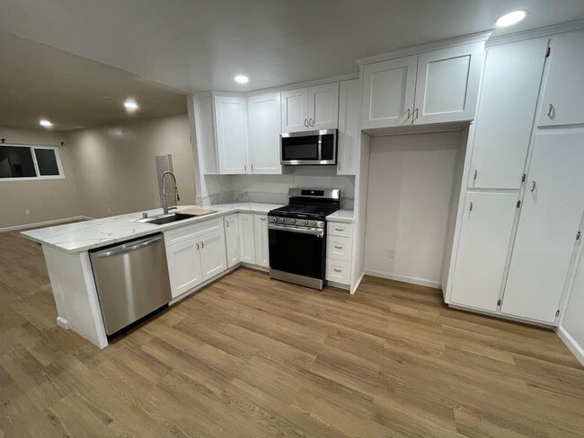 Condos for Rent in 90717, Lomita, CA - 73 Condos | ForRent.com