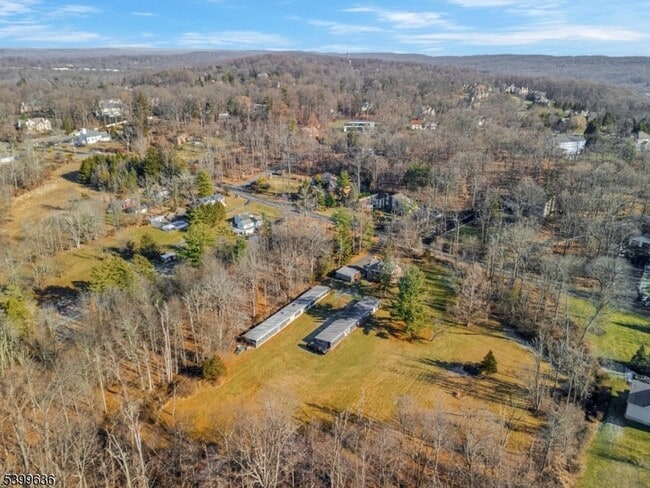 Photo - 111 King George Rd