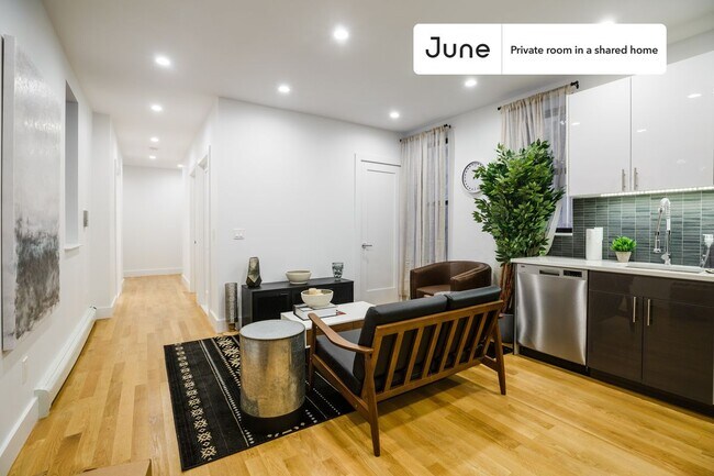 Photo - Room in Shared 4 bed/1.5 bath home Unidad D