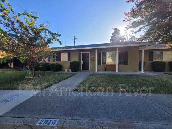2815 Santa Buena Wy