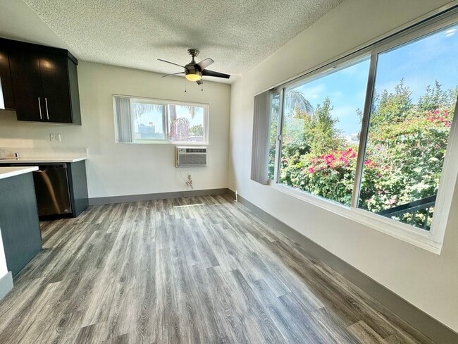 Photo - 12737 Matteson Ave Apartment Unit 5