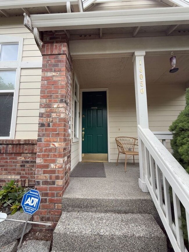 Darling Bellevue Home! - Darling Bellevue Home!