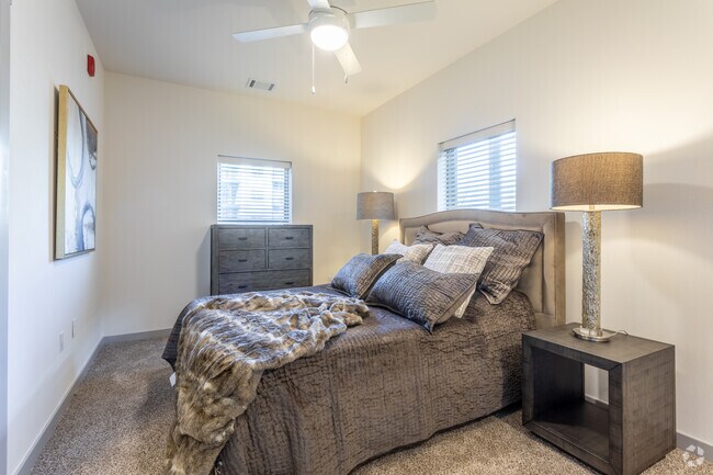 2BR, 2BA - 1203 SF