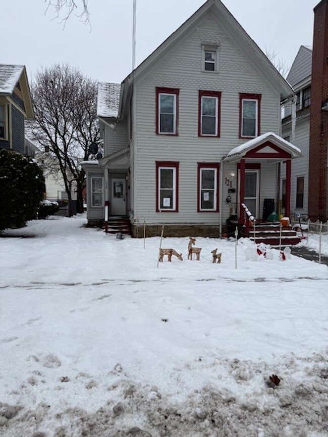 Photo - 119/121 N. Clinton St. Unit 119 N Clinton St