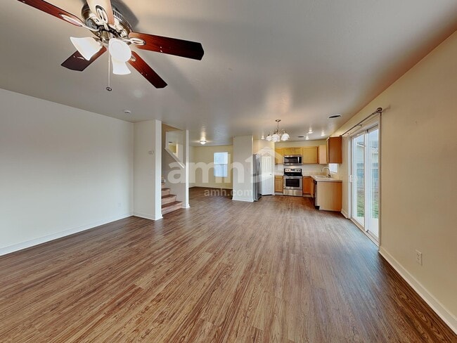 Photo - 19637 Cumberland Way