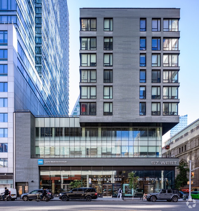 Photo - FRANK 57 WEST