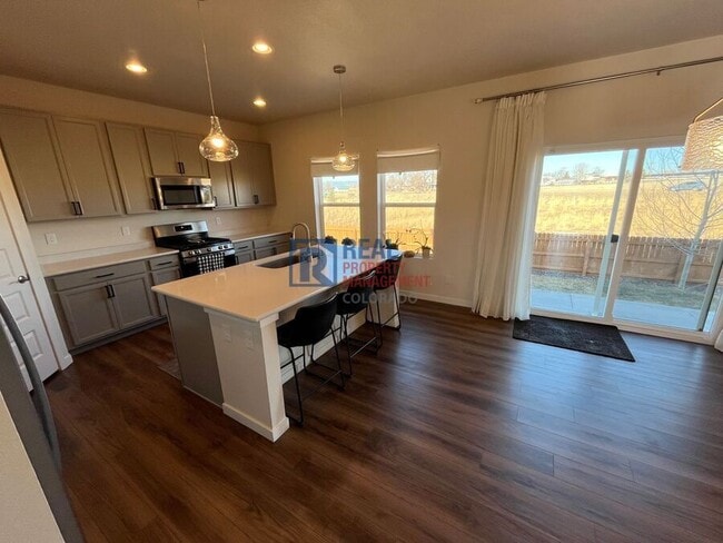 Photo - 2069 Angus St