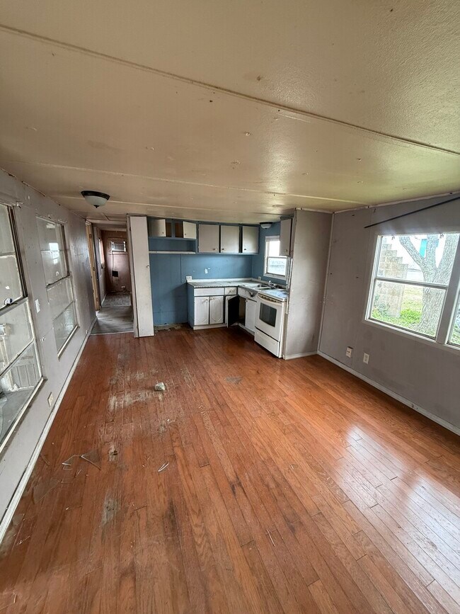 Photo - 920 Boardwalk Ln