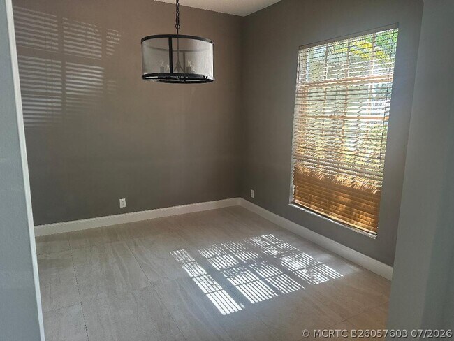 Photo - 5503 NW 39th Ave