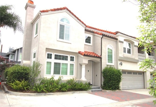 Building Photo - 2421 E 16th St Rental