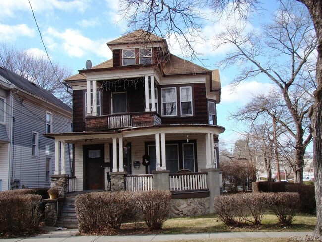 Building Photo - 10 Worrall Ave Unit 1