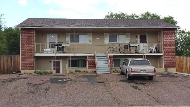 Photo - 6820 Western Pl