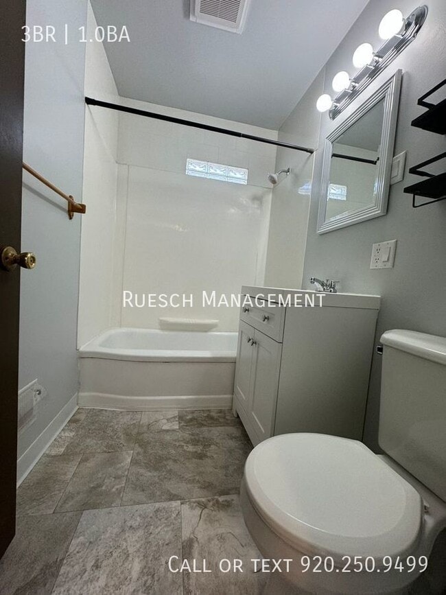 Beautiful 3 Bedroom 1 Bath Single Family H... Rental House Rental in