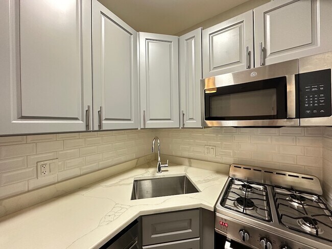 Photo - 508 W Belmont Ave Unidad i3