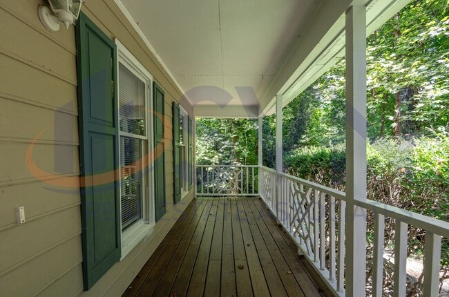Photo - Cottage living in this 3-Bedroom, 3-Bath H...