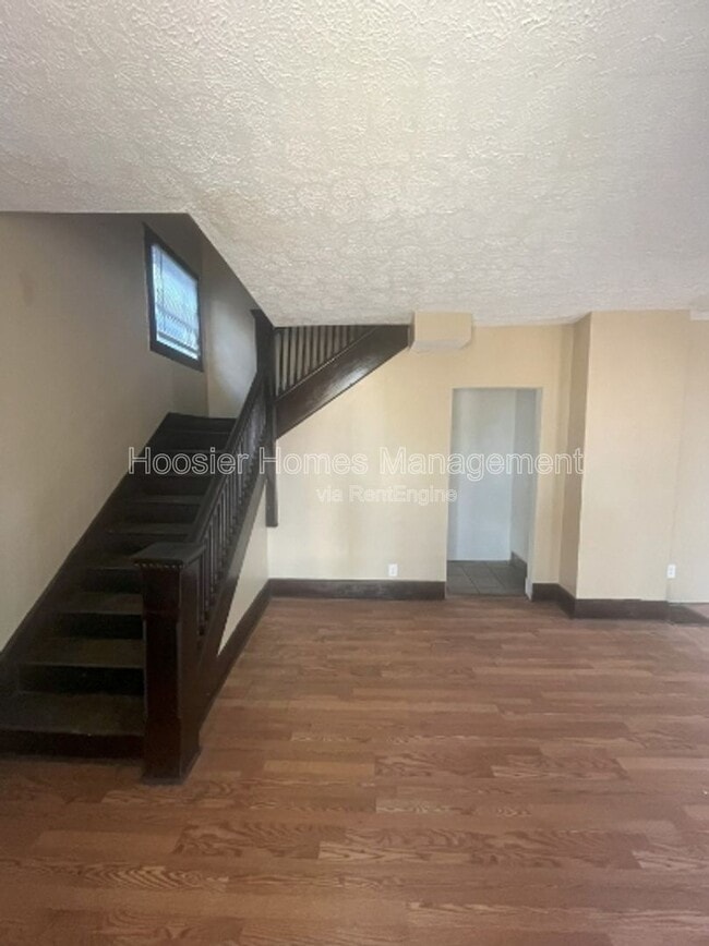 Photo - 1065 W 33rd St Unidad A3