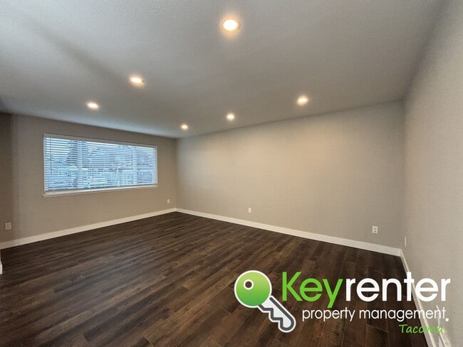 Photo - Newly Remodeled 3 Bedroom Home for Rent in Tacoma with Backyard and Garage!