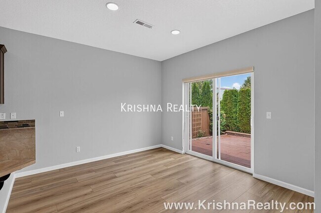 Photo - 16957 NW Viola St