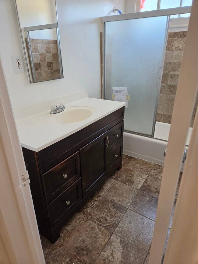Bathroom - 11259 Hatteras Street