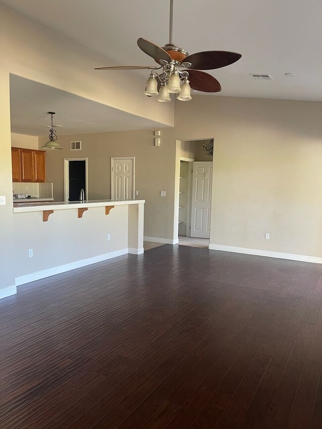 Photo - 11916 Grecian Laurel St