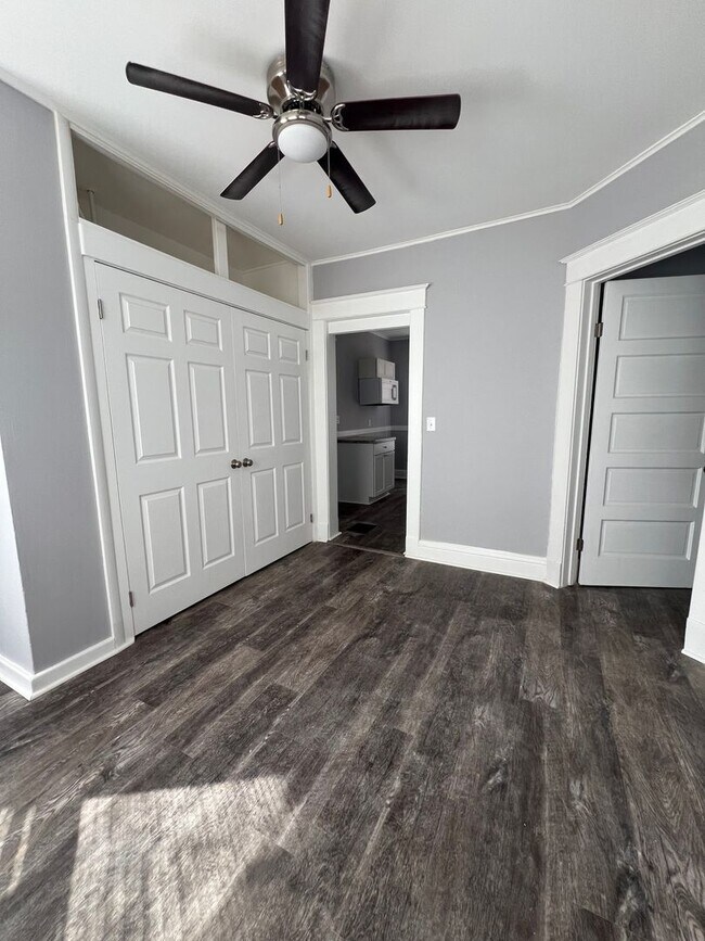 Photo - 2415 Farnam St Unit 2415 Farnam Street