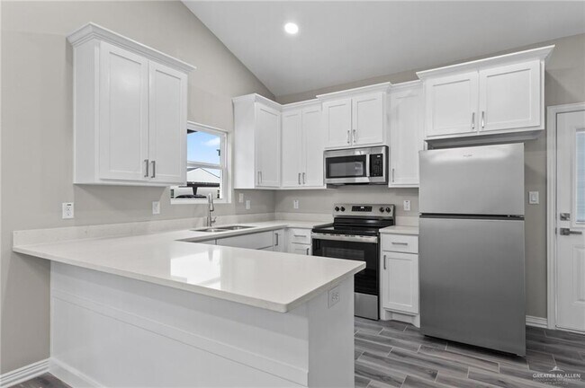 2605 Woodpecker Rd Unit 4