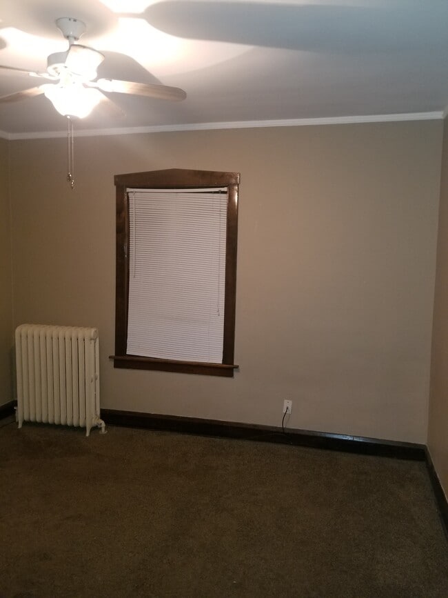 Dormitorio número 2 - 12954 Maple Ave Unidad 2