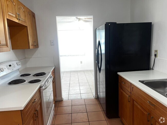 Building Photo - 15811-15813 NW 38th Place Unit 15813 NW 38th Place Rental