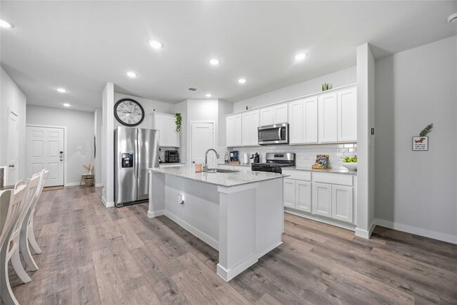 11623 Prosperity Dr