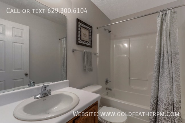 Photo - 1363 Benley St