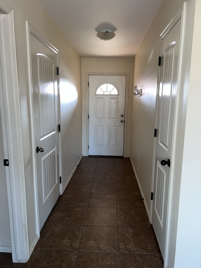 Photo - 2308 Devin Ln