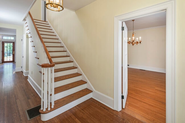 Photo - 254 Jefferson Rd