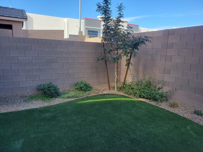 Photo - Beautiful 4 Bedroom Home in Southwest Vegas!