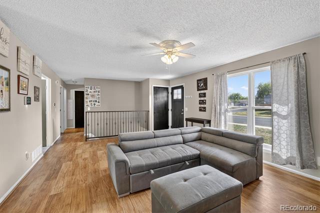 Photo - 9334 Bellaire St