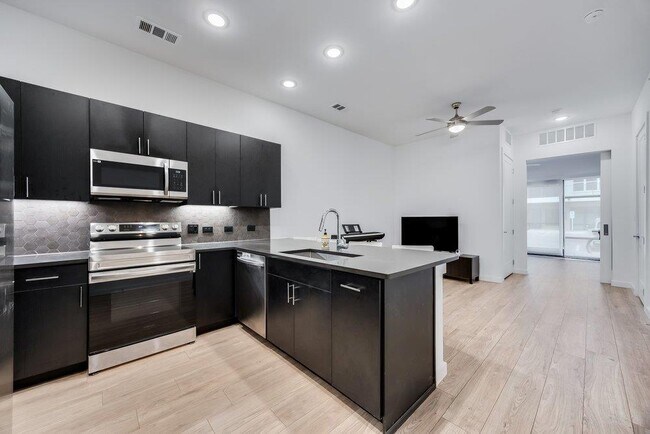 4801 Springdale Rd Unit 2107