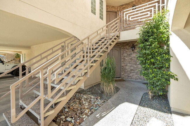 Photo - Camelback Corridor Condo now available! Unit 122