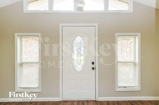 Photo - 2100 Cedar Ct