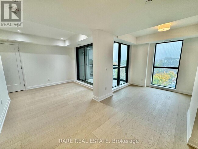 Photo - 505 Glencairn Ave Unit 319