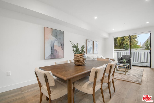 Photo - 8326 Blackburn Ave